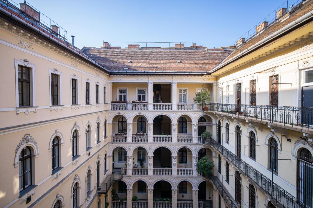 Apartments Next To The Synagogue 부다페스트 외부 사진